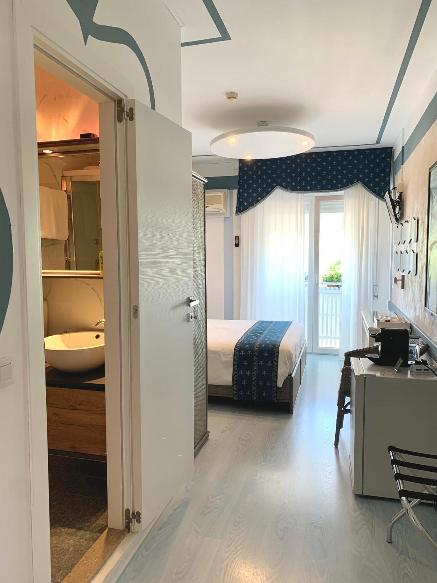 Hotel Meublè Tripoli à Grado Extérieur photo